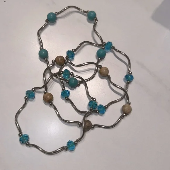 Set of 4 bracelets matching style 3 color turquoise blue tan beads silver metal - Picture 3 of 5